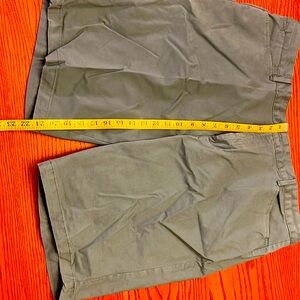 Eddie Bauer T20 shorts green tall